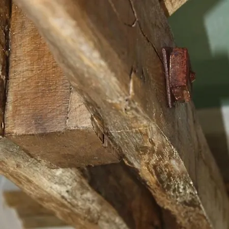 Grand Pré ! Et La Roulotte De Hébergement de vacances