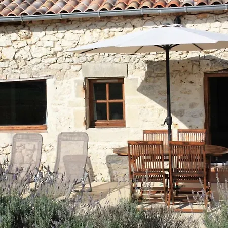 Hébergement de vacances Grand Pré ! Et La Roulotte De *