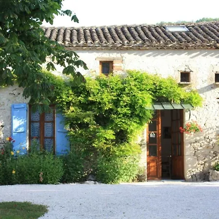 Grand Pré ! Et La Roulotte De