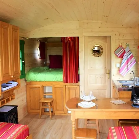 Grand Pré ! Et La Roulotte De *