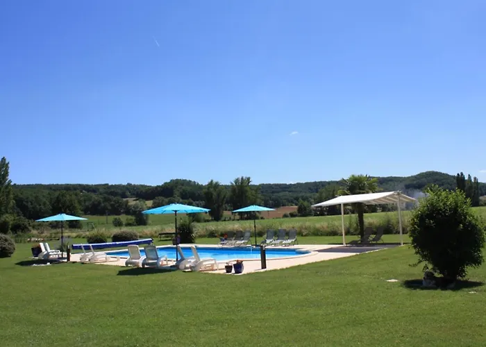 Vakantiehuis Grand Pre ! Et La Roulotte De *