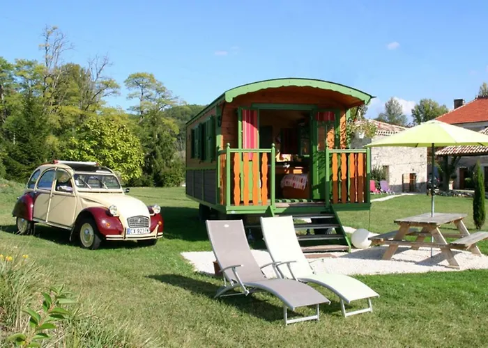 Vakantiehuis Grand Pre ! Et La Roulotte De *