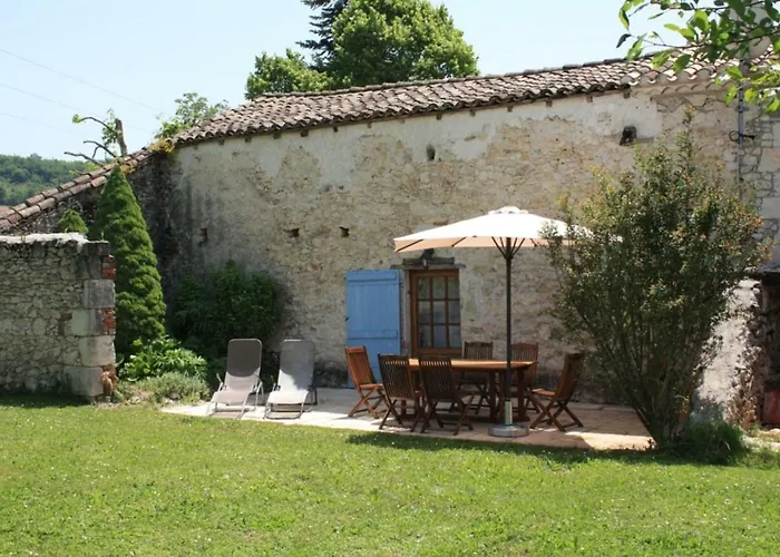 Vakantiehuis Grand Pre ! Et La Roulotte De