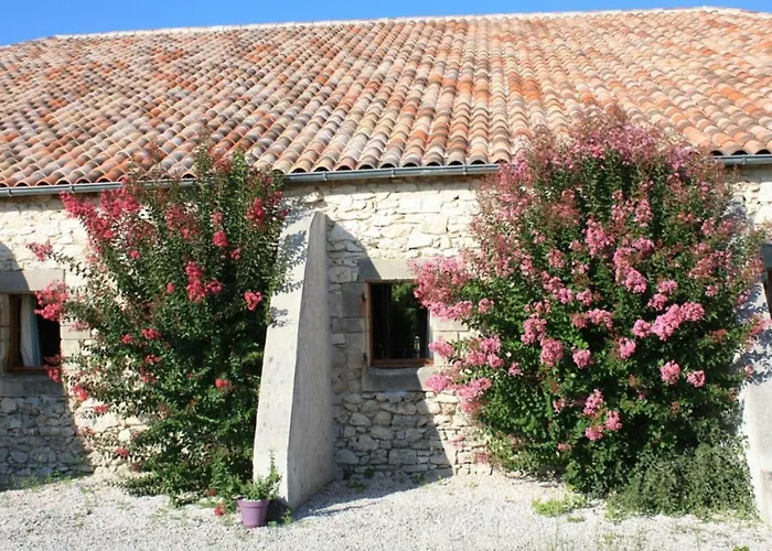 Grand Pre ! Et La Roulotte De Vakantiehuis