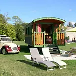 Hébergement de vacances Grand Pré ! Et La Roulotte De *