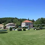 Hébergement de vacances Grand Pré ! Et La Roulotte De