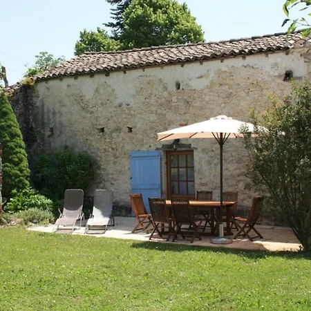 Hébergement de vacances Grand Pré ! Et La Roulotte De