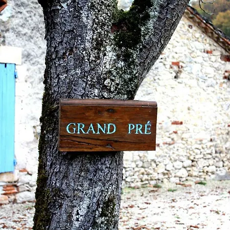 Grand Pré ! Et La Roulotte De *