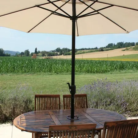 Grand Pré ! Et La Roulotte De Roquecor