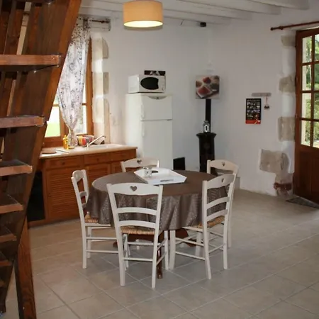 Holiday home Grand Pre ! Et La Roulotte De