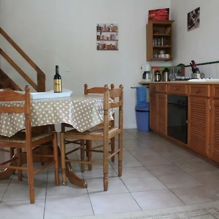 Dom wakacyjny Grand Pre ! Et La Roulotte De