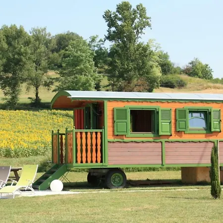Grand Pre ! Et La Roulotte De Prázdninový dům